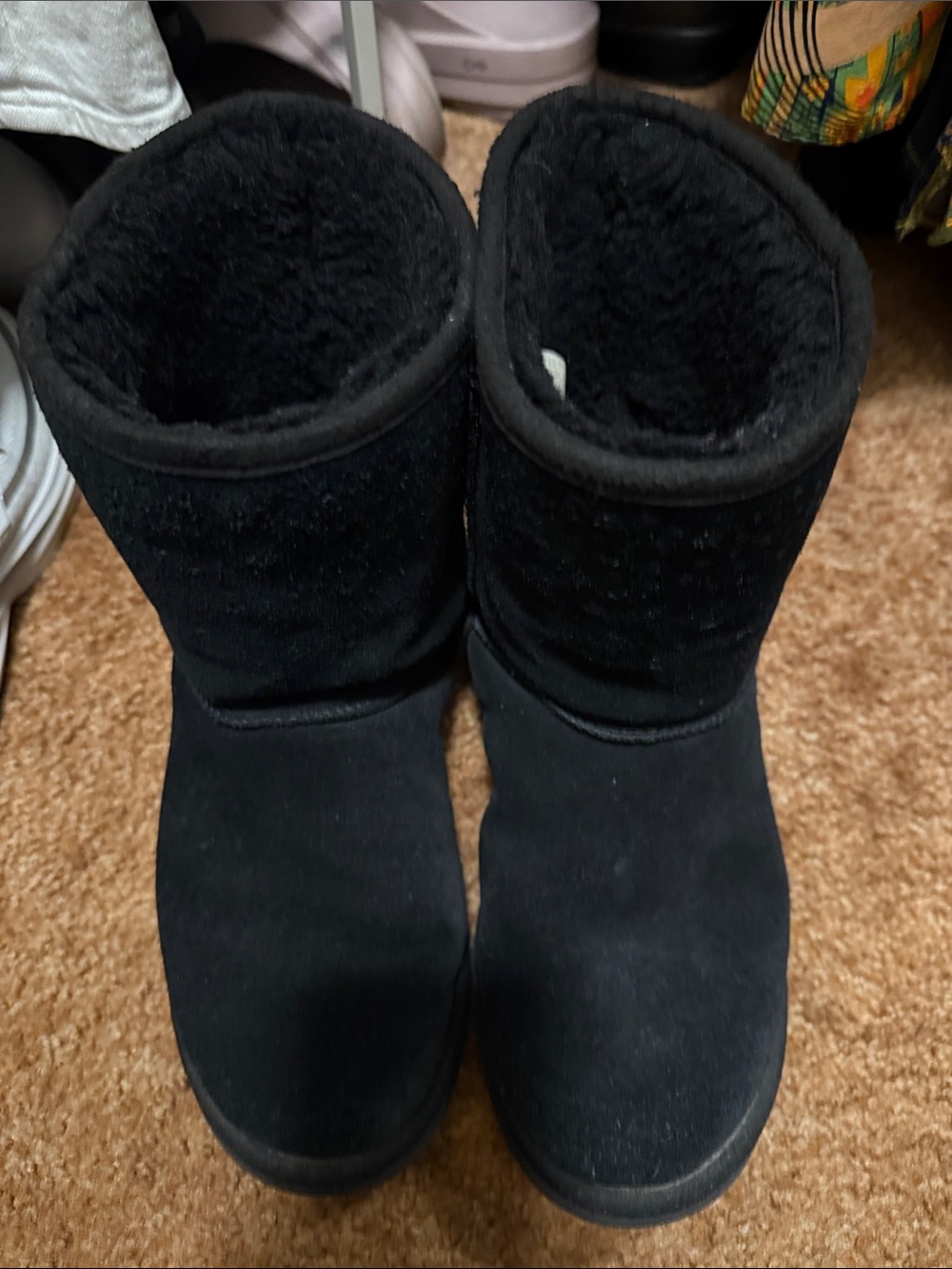 UGG Womenโs Low Boots with subtle stars